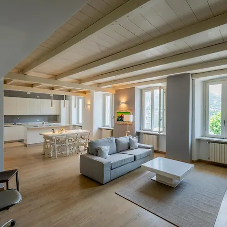 Overlooking The Apartament *