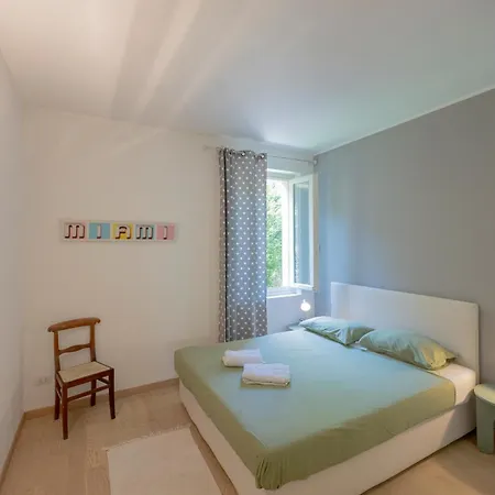 Apartament Overlooking The