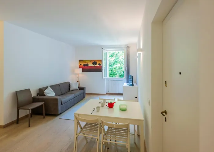 Apartamento Overlooking The *