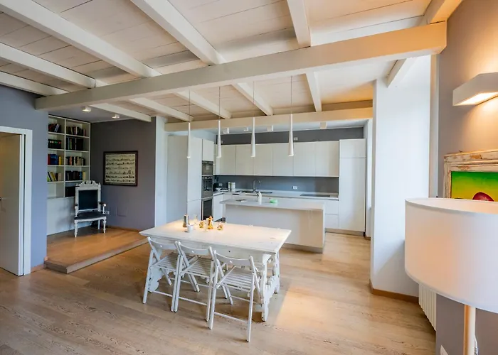 Apartamento Overlooking The *