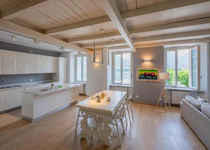 Apartamento Overlooking The *